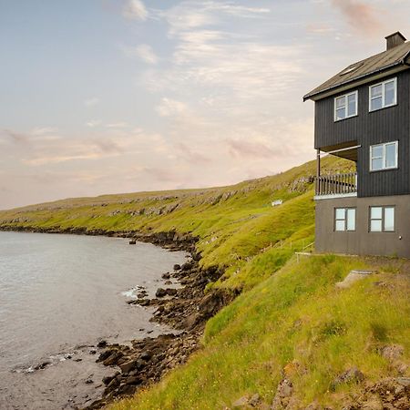 A Tromini Guesthouse Tórshavn Extérieur photo