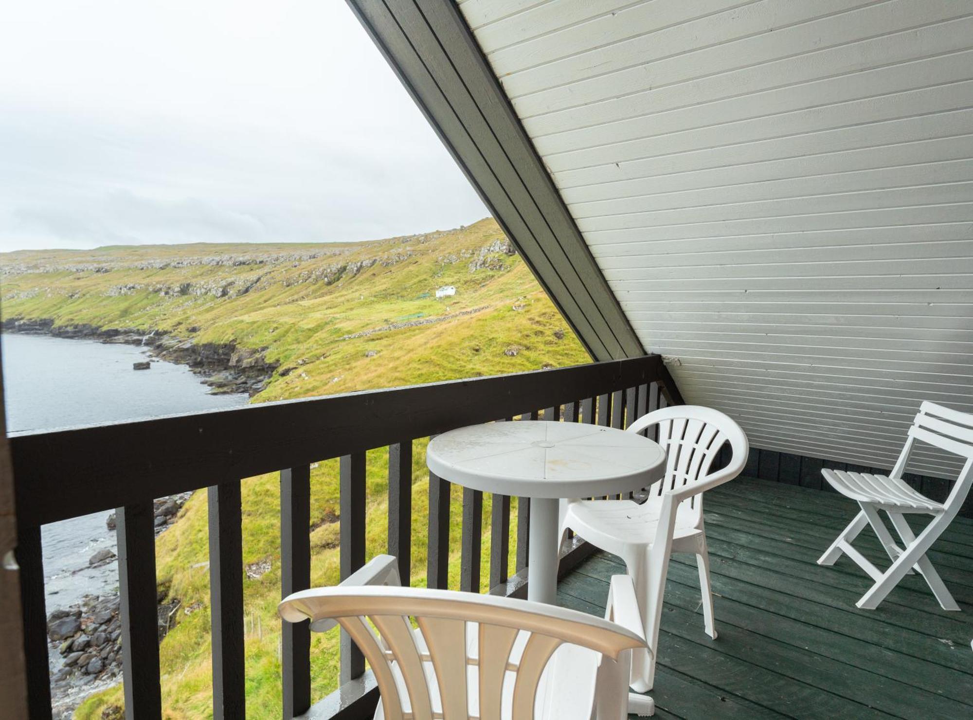 A Tromini Guesthouse Tórshavn Extérieur photo